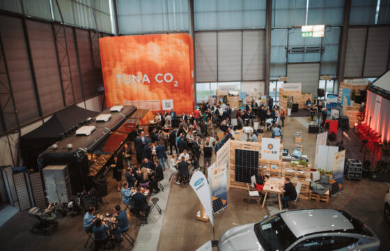HUTIRA participated in the Festival of Architecture for the third time. This time, it joined a debate on how to reduce electricity and gas costs | HUTIRA