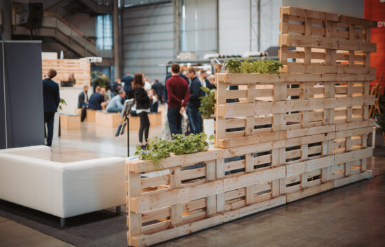 HUTIRA participated in the Festival of Architecture for the third time. This time, it joined a debate on how to reduce electricity and gas costs | HUTIRA